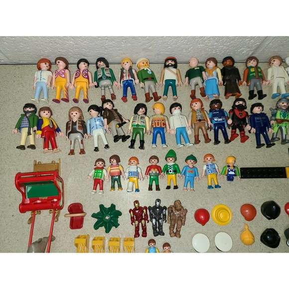 Playmobil Geobra Action Figures Weapons Accs. Mega Block Lot - Picture 2 of 7